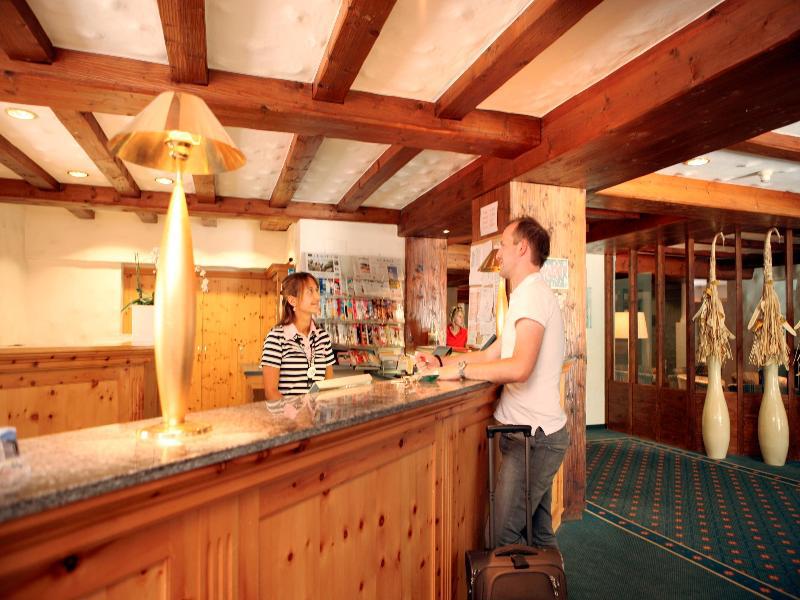 Hotel Alpine Club - Adults Only Arosa