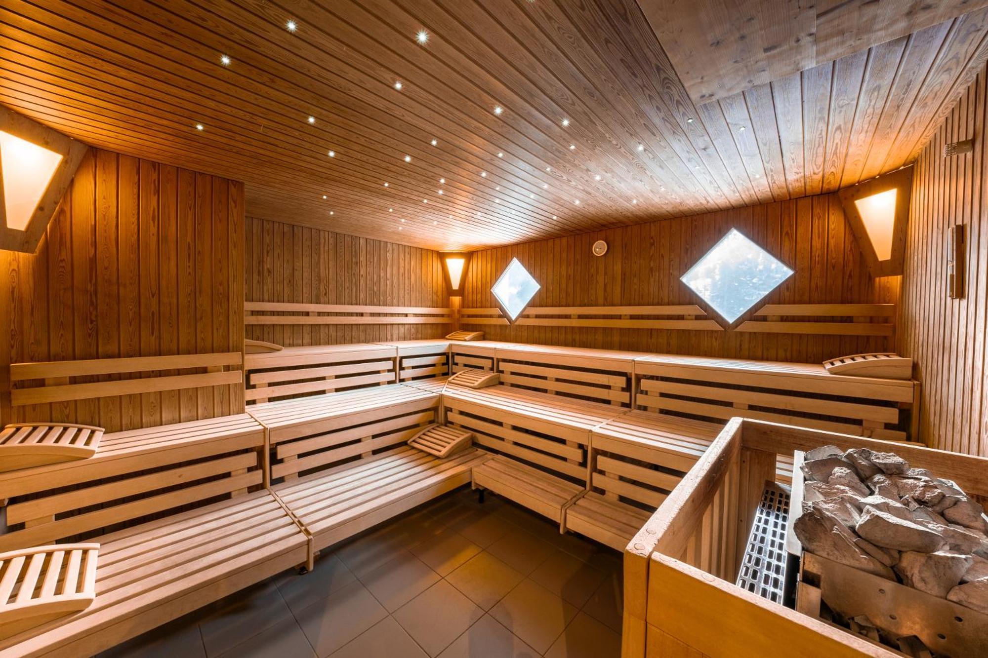Alpine Club - Adults Only