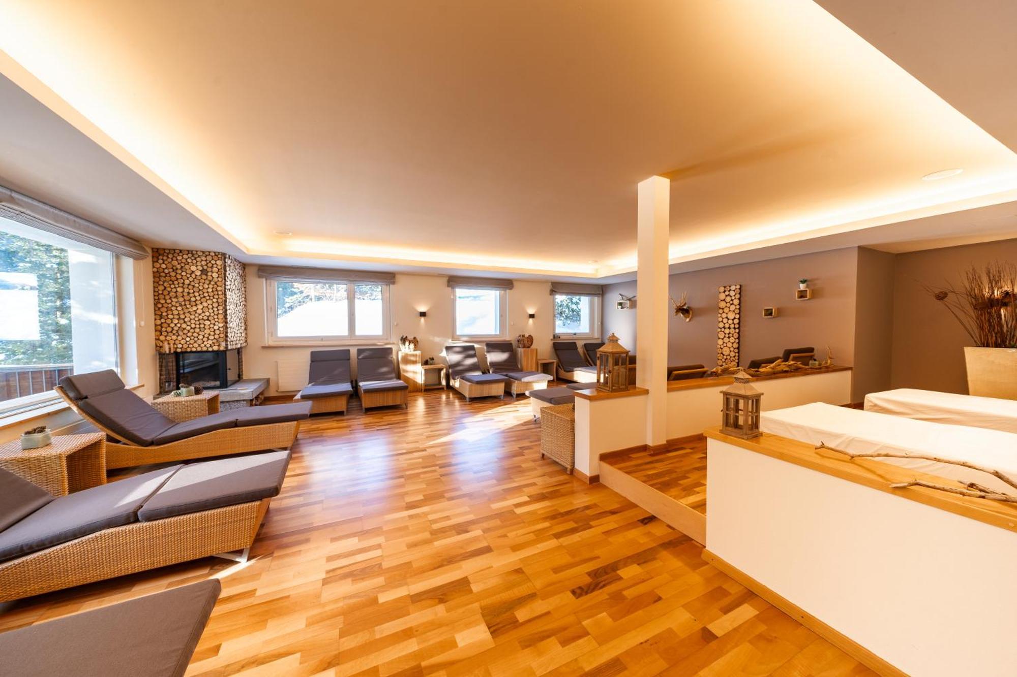 Alpine Club - Adults Only Hotel