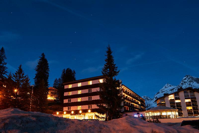Alpine Club - Adults Only